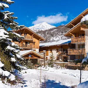 https://lagrange-prestige-le-hameau-du-rocher-blanc-hautes-alpes.fr-provencehotel.com